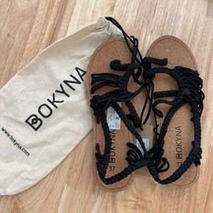 Bokyna soulmate sandals barefoot